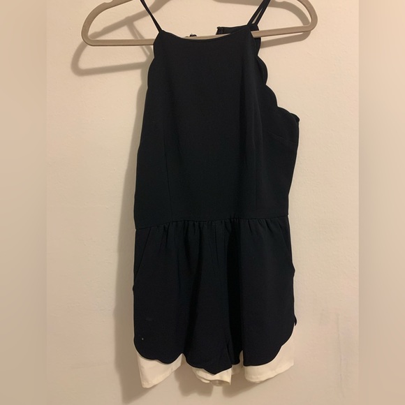 Aqua Scalloped Romper; Navy and White; size S - Picture 2 of 4